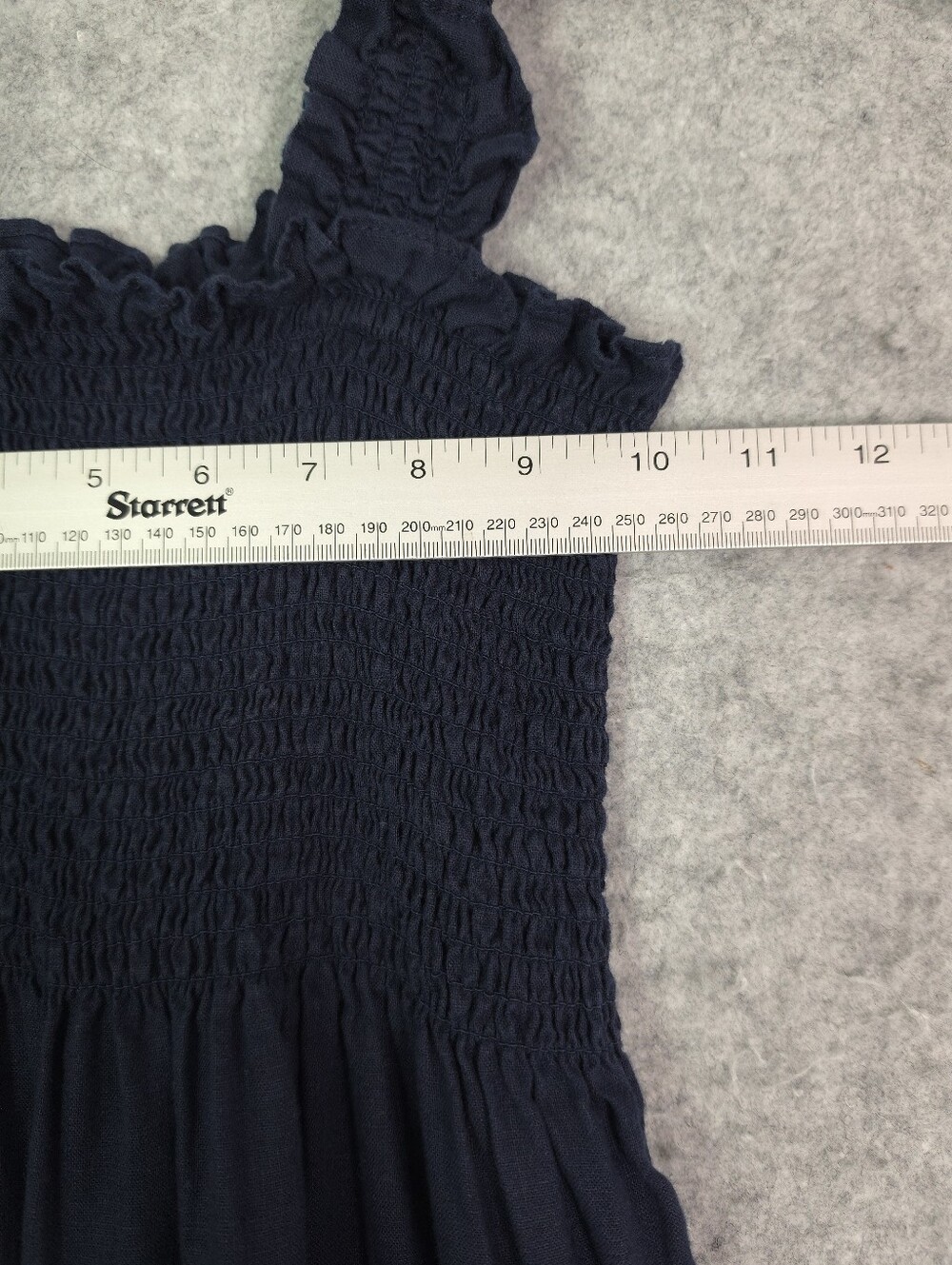 Quince European Linen Smocked Midi Dress in Deep Navy XS - Picture 11 of 13